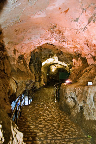 ghori-ghaleh-cave-08